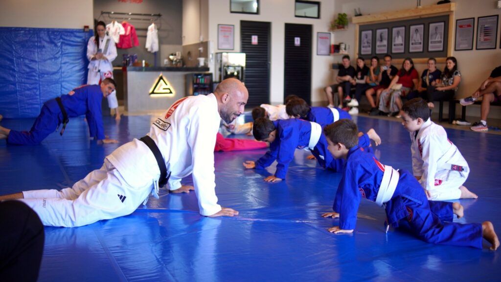 Treino avançado de jiu-jitsu com sparring